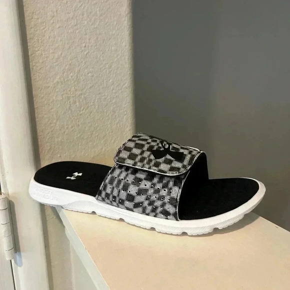NEW Under Armour Ignite Pro Graphic Slide Sandal 3026024-003 Mens Size 8 - Picture 2 of 9